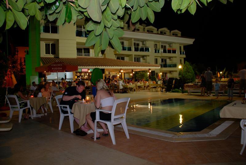 Verona Apartments Мармарис Экстерьер фото